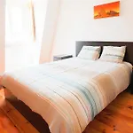 Downtown Seaview Apartment